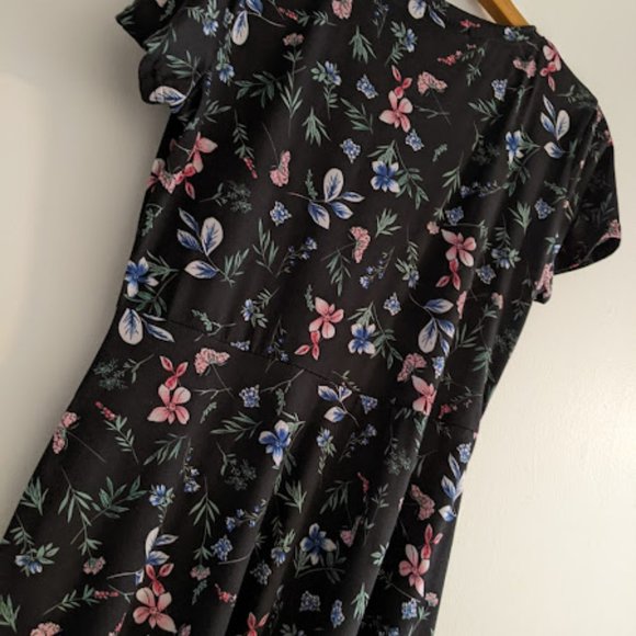 Heylo Fashion Black Floral Short Sleeve Dress Size XXL - Picture 3 of 8